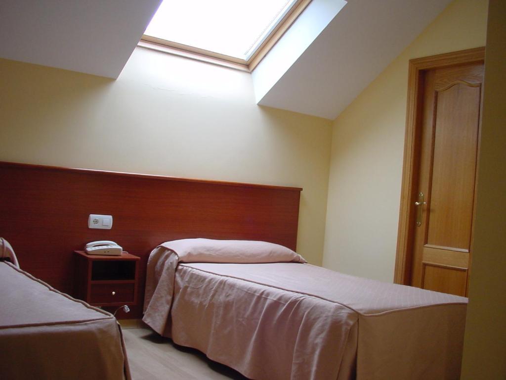 Hotel La Mora Villaseca de Laciana Δωμάτιο φωτογραφία